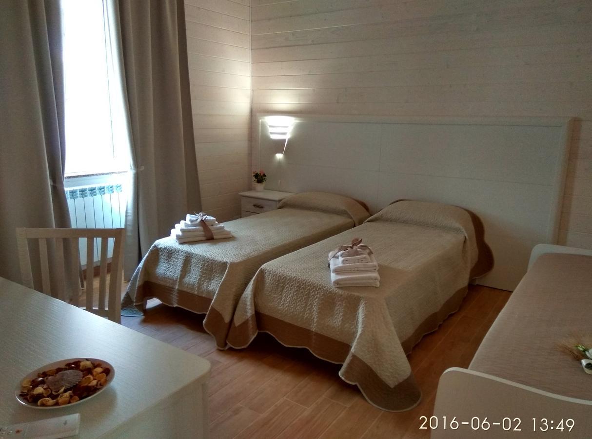 Bed and Breakfast Le Camelie Marina di Ginosa Екстер'єр фото